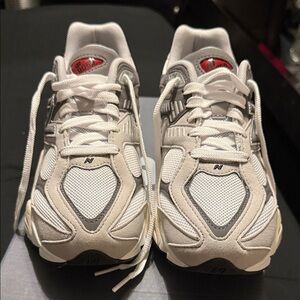 New Balance Kids Sneakers - White and Gray